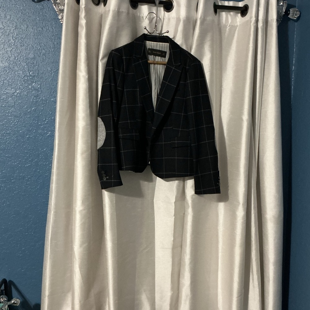 Zara patch sleeve Blazer
Lg